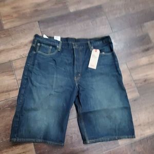Levi 38 shorts nwt